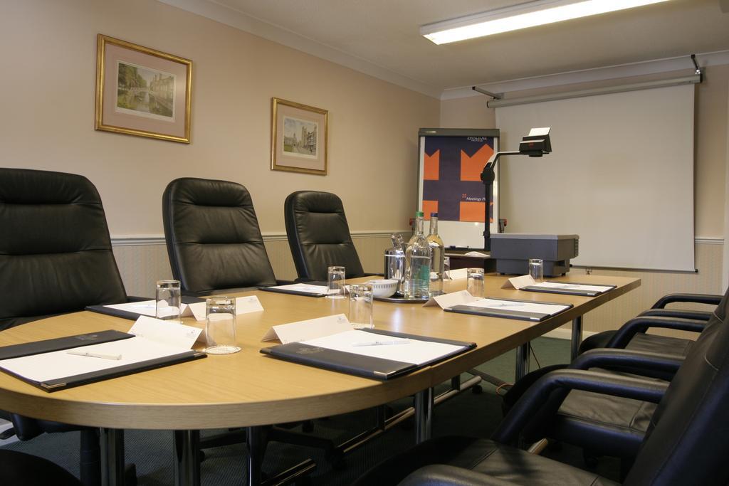 Swallow Churchgate Hotel Harlow Facilidades foto
